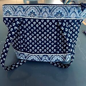 Vera Bradley blue zip top bag